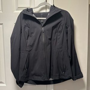 Lululemon rain jacket/ wind breaker